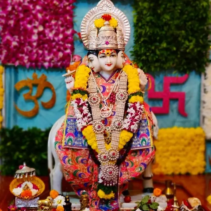 Dattatreya Photos Wallpapers Download for Mobile