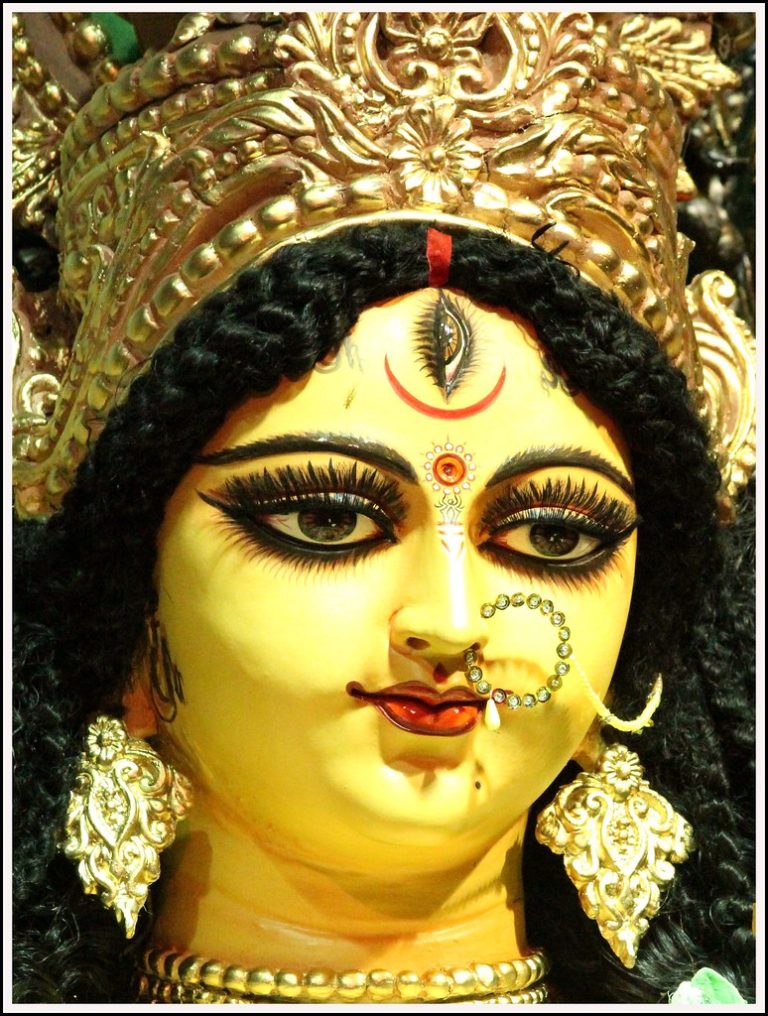 Download Maa Durga Face Photos : Best Maa Durga Face Images