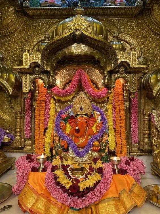 God Ganesha Siddhivinayak Photo for Devotees God Ganesha Siddhivinayak Photo for Devotees