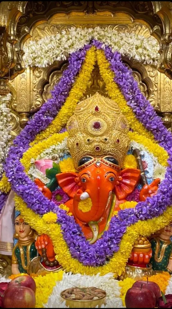 God Siddhivinayak Mandir Blessings Photo God Siddhivinayak Mandir Blessings Photo