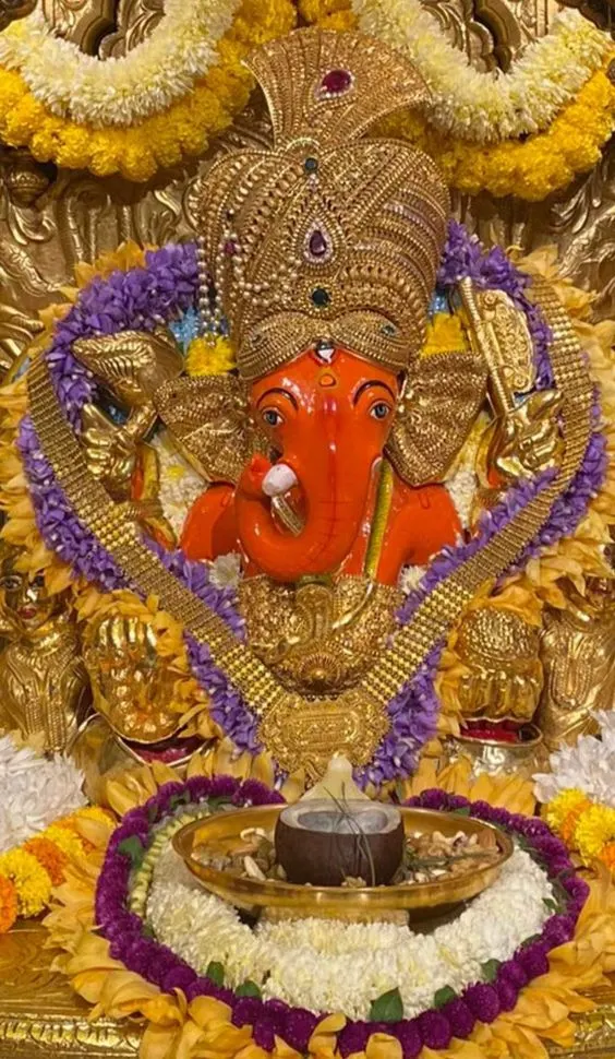 Shri Siddhivinayak Temple Ganesh HD Photo Shri Siddhivinayak Temple Ganesh HD Photo