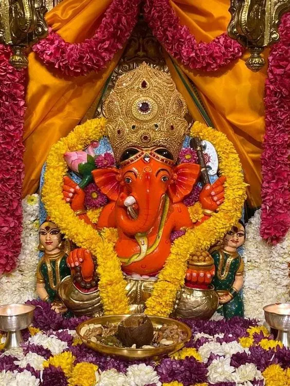 Siddhivinayak Ganpati Temple HD Photo Siddhivinayak Ganpati Temple HD Photo